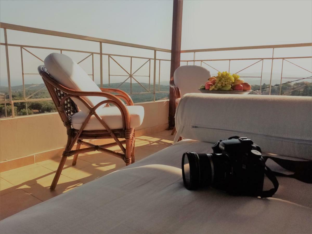 360 Panorama House - Gazing At Horizon And The Stars Of The Galaxy In The Night - Fresh Cool Breeze Most Of The Time - Just 7 Min From The Beach Kournas Ngoại thất bức ảnh